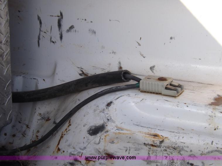 image for item K3091 2005 Ford F250 Super Duty XLT pickup truck