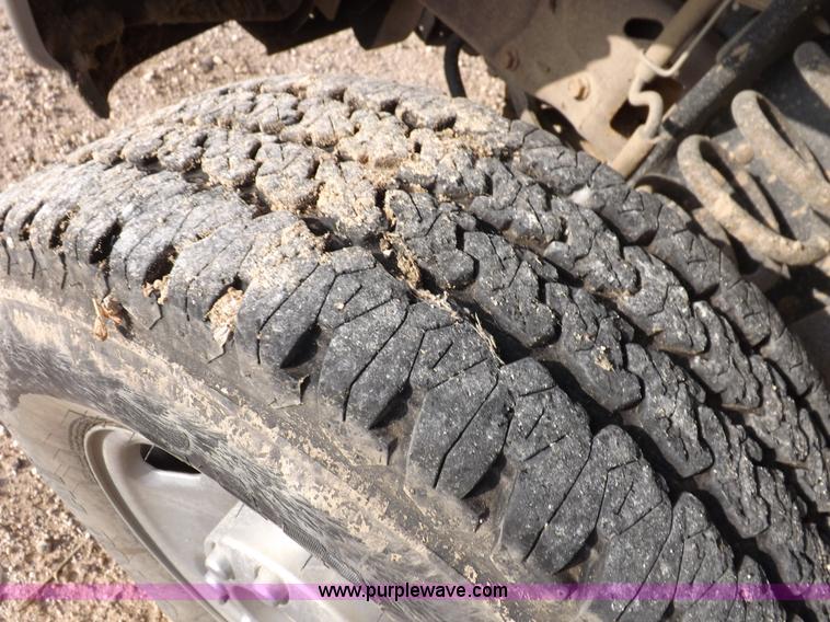 image for item K3091 2005 Ford F250 Super Duty XLT pickup truck