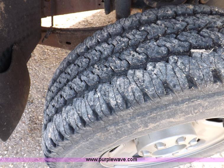 image for item K3091 2005 Ford F250 Super Duty XLT pickup truck