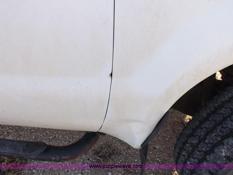 image for item K3091 2005 Ford F250 Super Duty XLT pickup truck