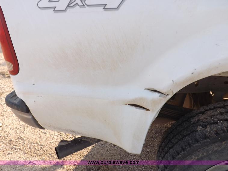 image for item K3091 2005 Ford F250 Super Duty XLT pickup truck