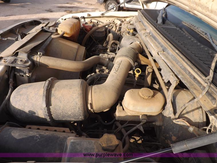 image for item K3092 2004 Ford F250 Super Duty XLT SuperCab pickup truck