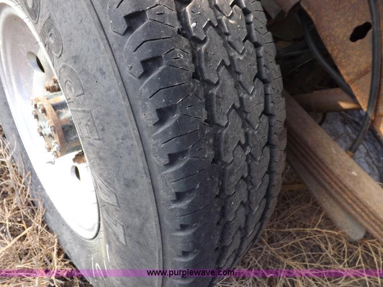 image for item K3092 2004 Ford F250 Super Duty XLT SuperCab pickup truck