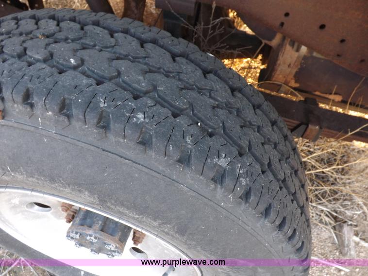 image for item K3092 2004 Ford F250 Super Duty XLT SuperCab pickup truck