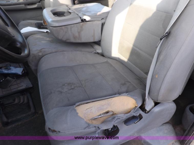 image for item K3092 2004 Ford F250 Super Duty XLT SuperCab pickup truck