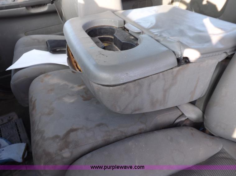 image for item K3092 2004 Ford F250 Super Duty XLT SuperCab pickup truck