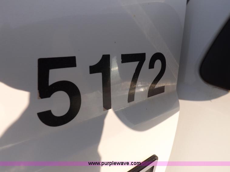 image for item K3093 2004 Ford F250 Super Duty XLT pickup truck