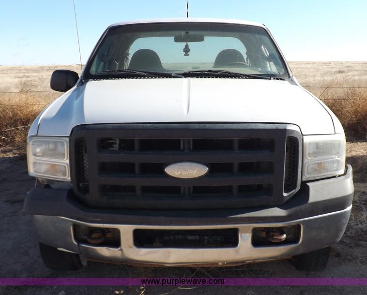 image for item K3094 2006 Ford F250 Super Duty XL SuperCab pickup truck