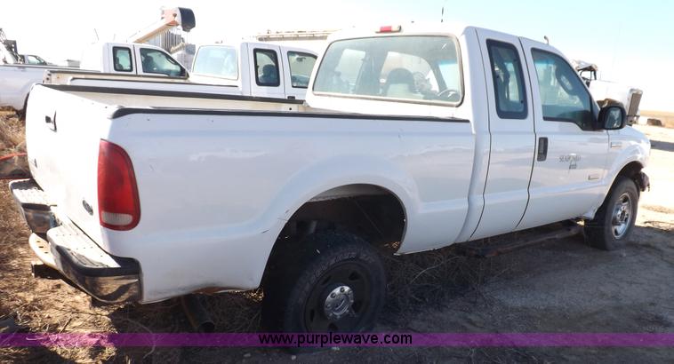 image for item K3094 2006 Ford F250 Super Duty XL SuperCab pickup truck