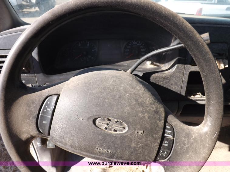 image for item K3094 2006 Ford F250 Super Duty XL SuperCab pickup truck