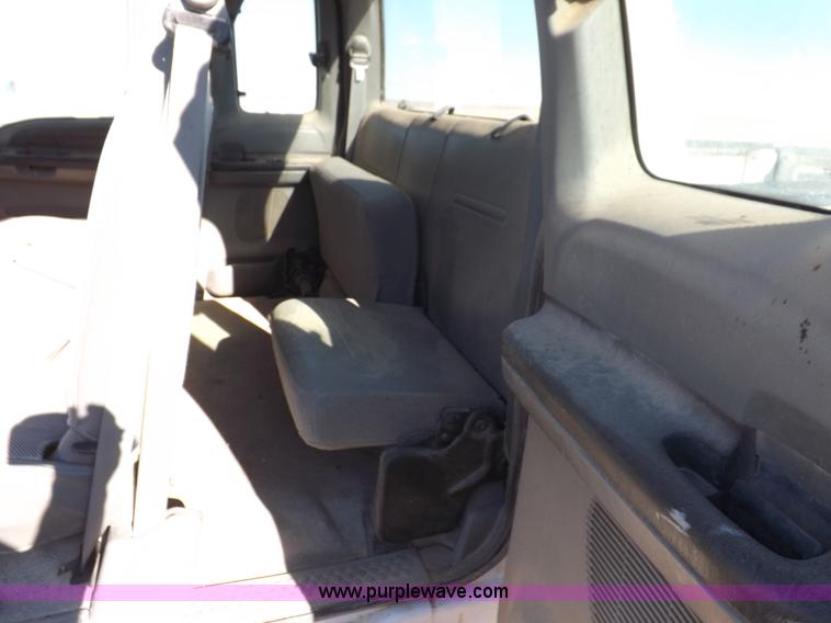 image for item K3094 2006 Ford F250 Super Duty XL SuperCab pickup truck