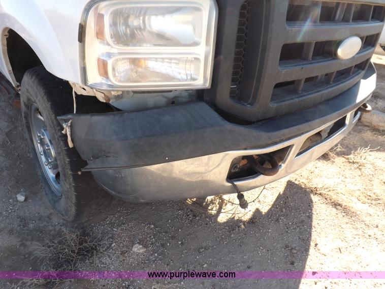 image for item K3094 2006 Ford F250 Super Duty XL SuperCab pickup truck