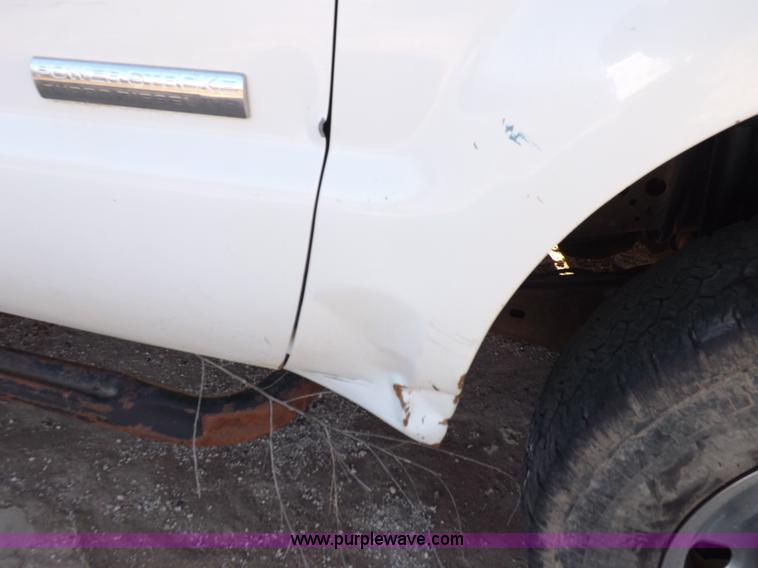 image for item K3094 2006 Ford F250 Super Duty XL SuperCab pickup truck