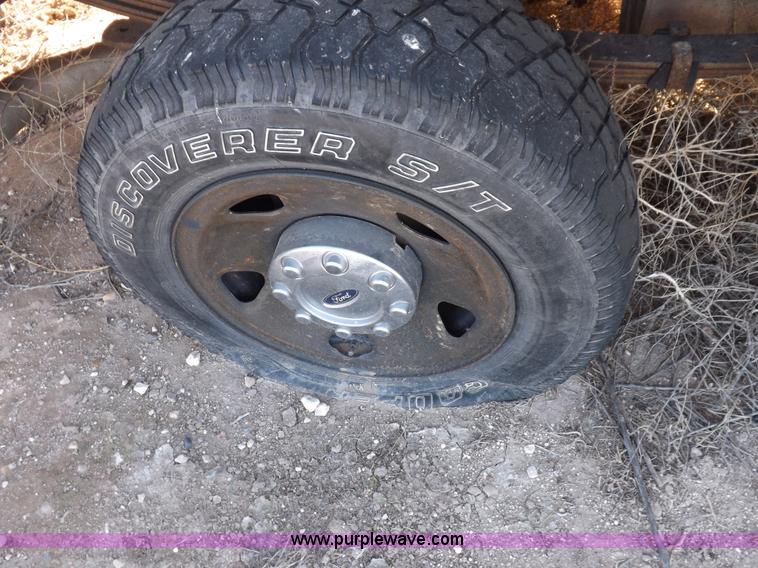 image for item K3094 2006 Ford F250 Super Duty XL SuperCab pickup truck