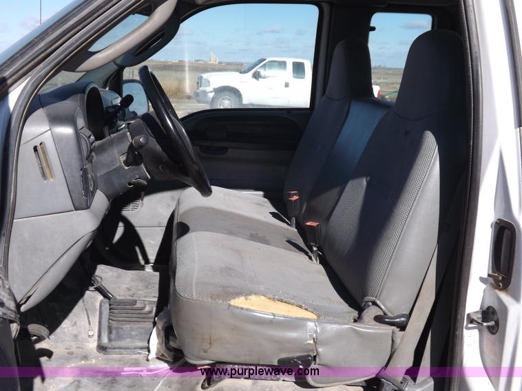 image for item K3095 2006 Ford F250 Super Duty XL SuperCab pickup truck