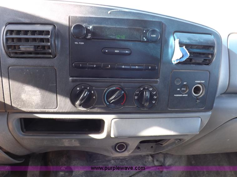 image for item K3095 2006 Ford F250 Super Duty XL SuperCab pickup truck