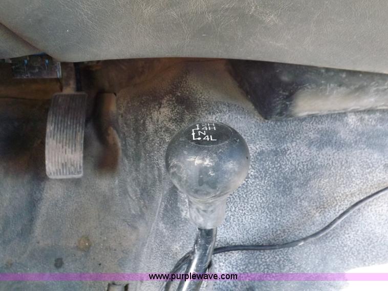 image for item K3095 2006 Ford F250 Super Duty XL SuperCab pickup truck