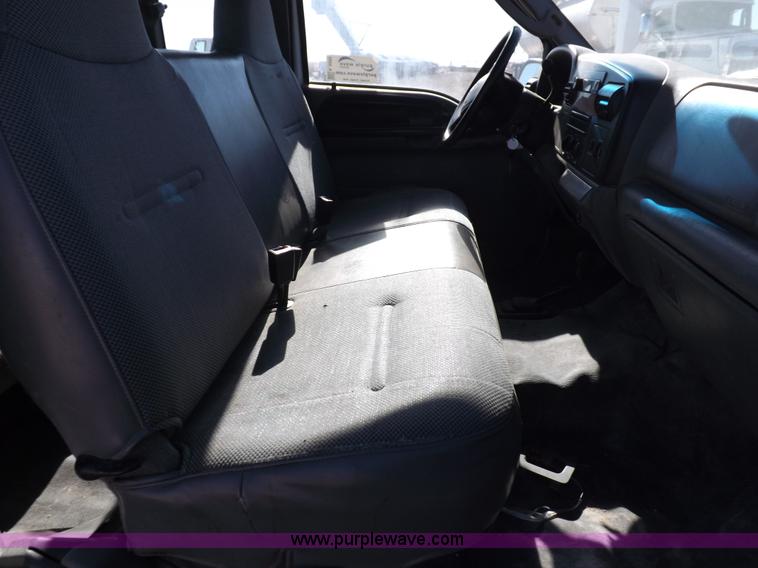 image for item K3095 2006 Ford F250 Super Duty XL SuperCab pickup truck