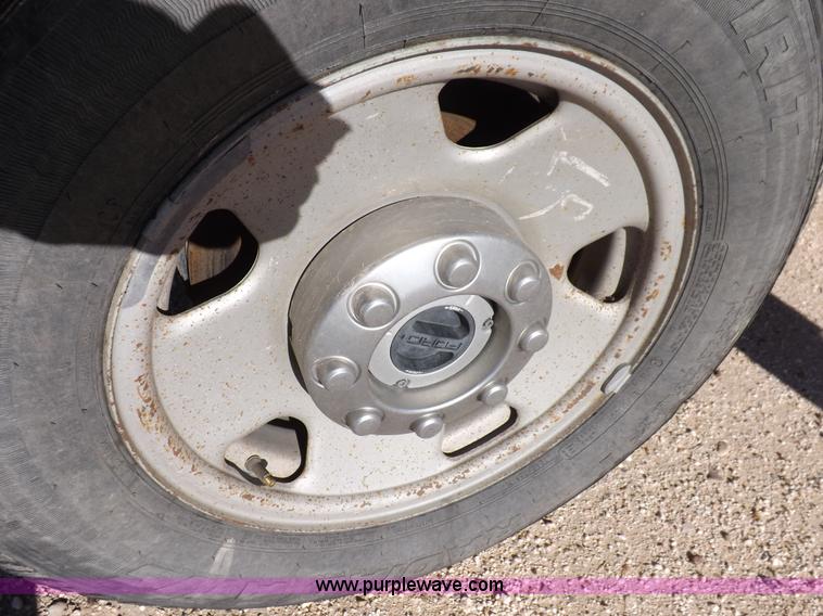 image for item K3095 2006 Ford F250 Super Duty XL SuperCab pickup truck