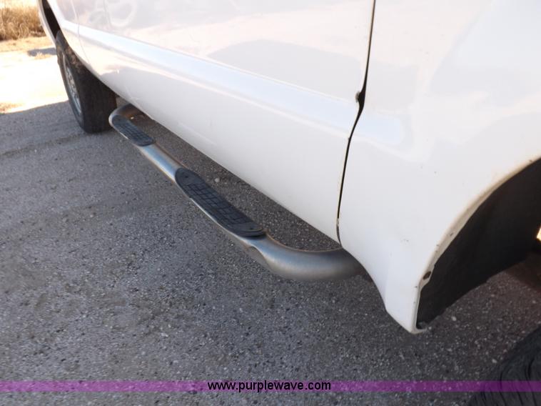 image for item K3095 2006 Ford F250 Super Duty XL SuperCab pickup truck