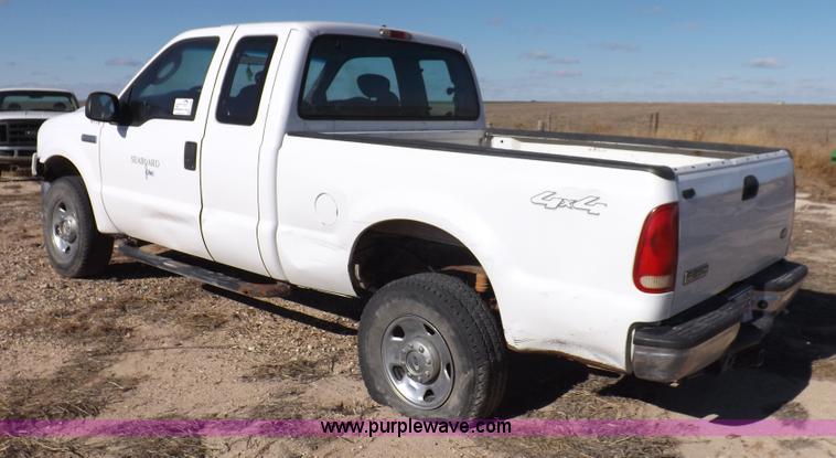 image for item K3096 2005 Ford F250 Super Duty XL pickup truck