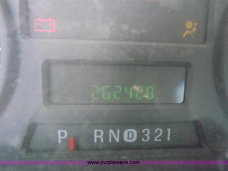 image for item K3096 2005 Ford F250 Super Duty XL pickup truck