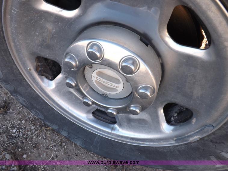 image for item K3096 2005 Ford F250 Super Duty XL pickup truck