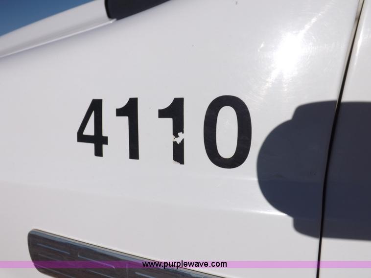 image for item K3096 2005 Ford F250 Super Duty XL pickup truck