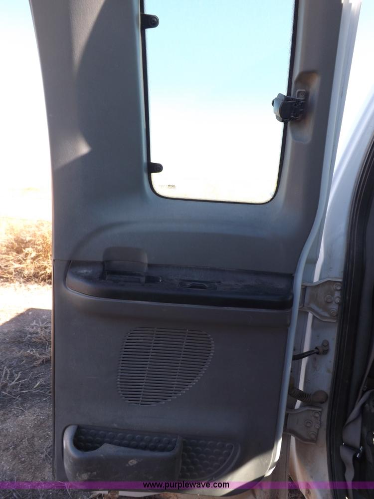 image for item K3097 2006 Ford F250 Super Duty XL SuperCab pickup truck