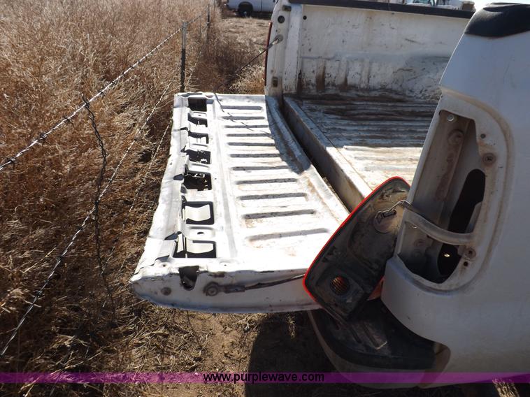 image for item K3097 2006 Ford F250 Super Duty XL SuperCab pickup truck