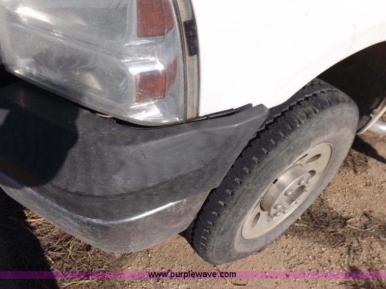 image for item K3097 2006 Ford F250 Super Duty XL SuperCab pickup truck