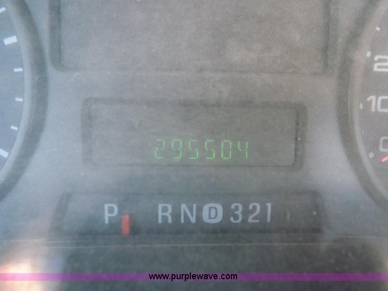 image for item K3098 2007 Ford F350 Super Duty XL utility truck