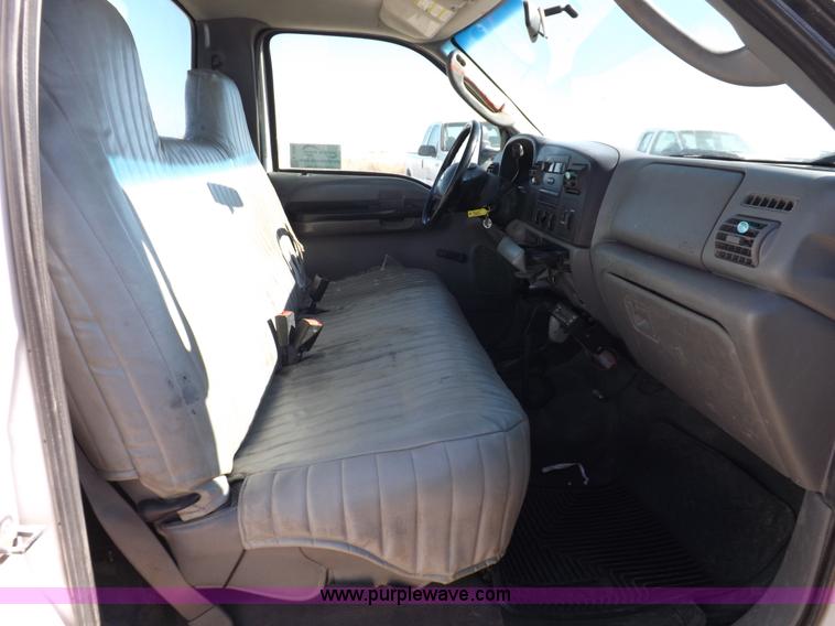 image for item K3098 2007 Ford F350 Super Duty XL utility truck