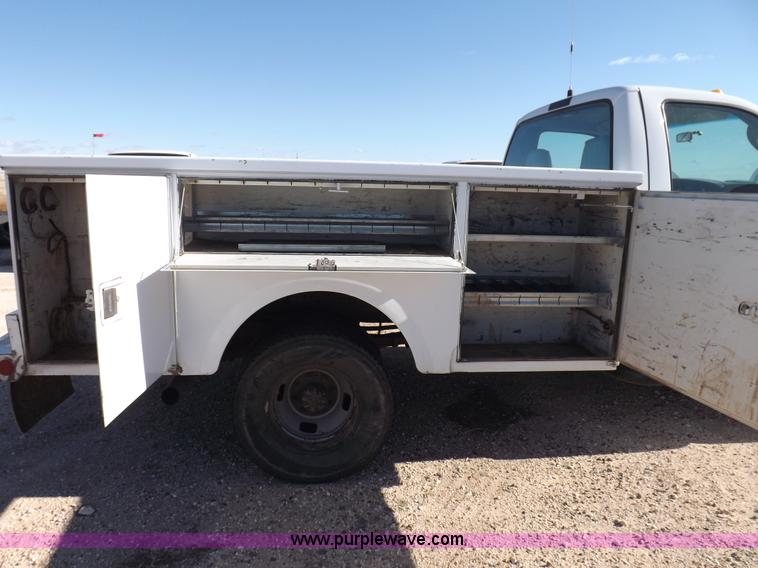 image for item K3098 2007 Ford F350 Super Duty XL utility truck