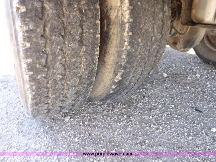 image for item K3098 2007 Ford F350 Super Duty XL utility truck