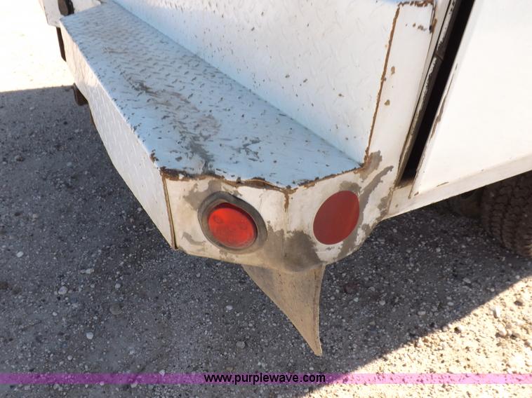 image for item K3098 2007 Ford F350 Super Duty XL utility truck