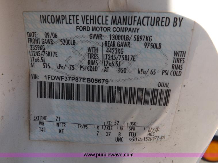 image for item K3098 2007 Ford F350 Super Duty XL utility truck