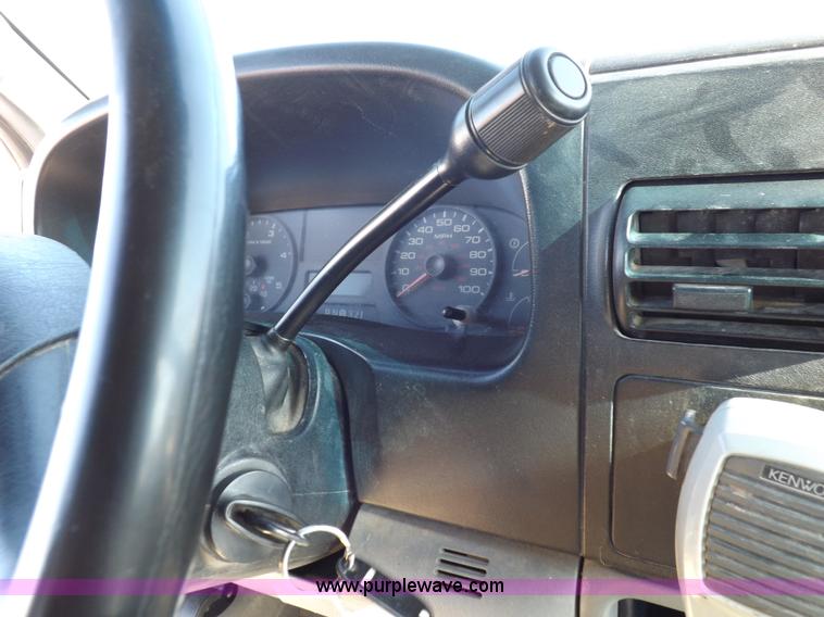 image for item K3099 2005 Ford F250 Super Duty XL Crew Cab pickup truck