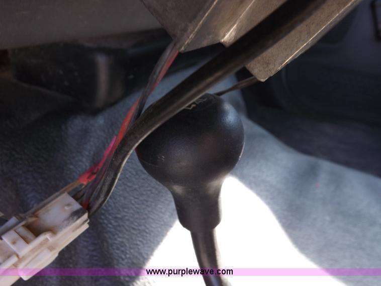 image for item K3099 2005 Ford F250 Super Duty XL Crew Cab pickup truck