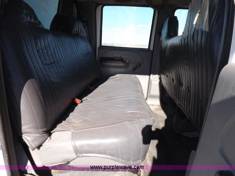 image for item K3099 2005 Ford F250 Super Duty XL Crew Cab pickup truck