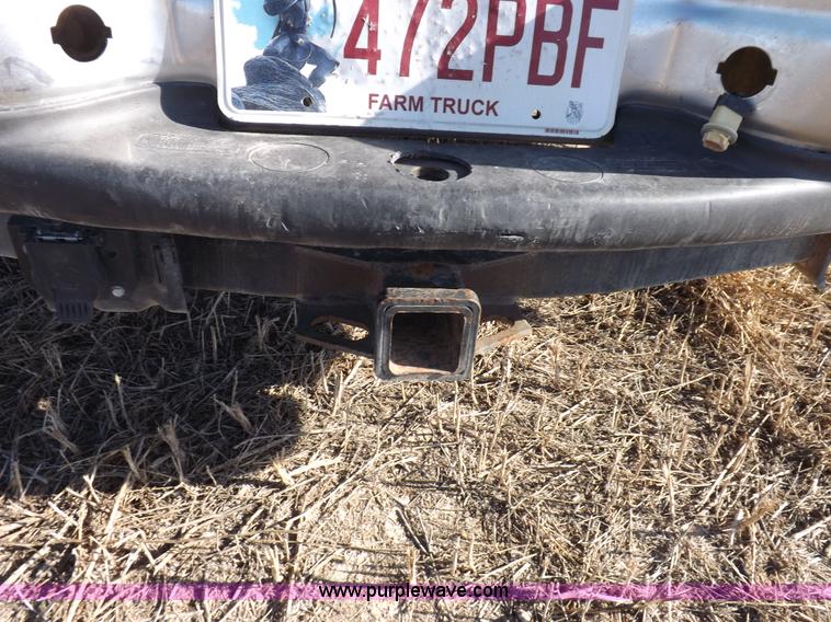 image for item K3099 2005 Ford F250 Super Duty XL Crew Cab pickup truck