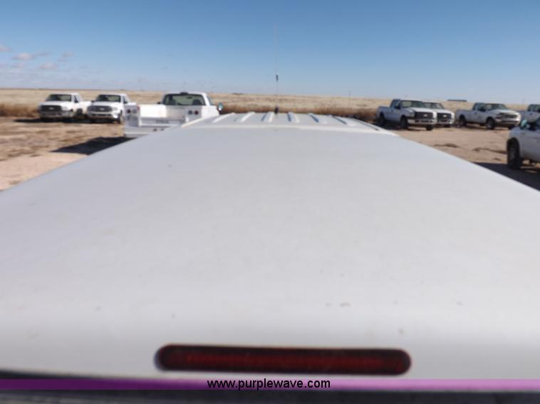 image for item K3099 2005 Ford F250 Super Duty XL Crew Cab pickup truck