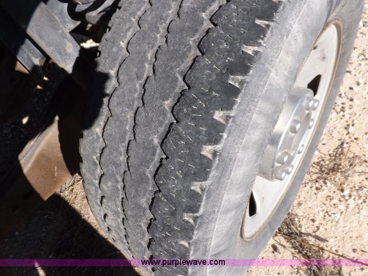 image for item K3099 2005 Ford F250 Super Duty XL Crew Cab pickup truck