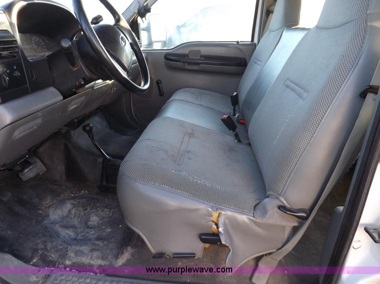 image for item K3100 2005 Ford F250 Super Duty XL Crew Cab pickup truck