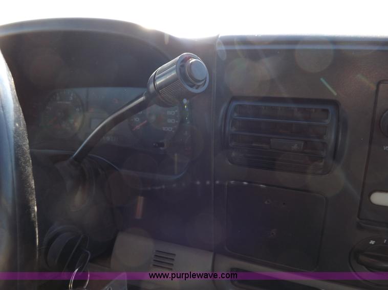 image for item K3100 2005 Ford F250 Super Duty XL Crew Cab pickup truck