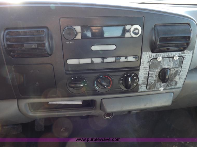 image for item K3100 2005 Ford F250 Super Duty XL Crew Cab pickup truck