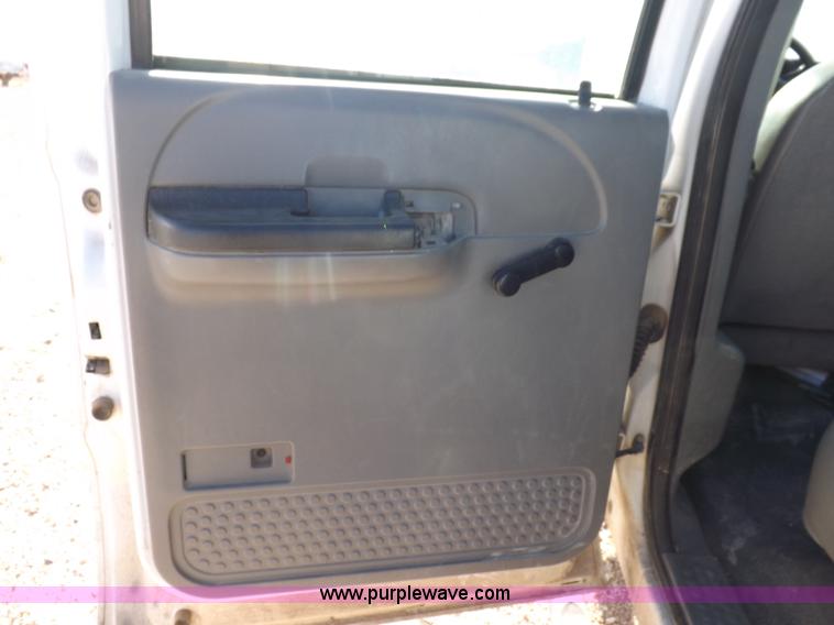 image for item K3100 2005 Ford F250 Super Duty XL Crew Cab pickup truck