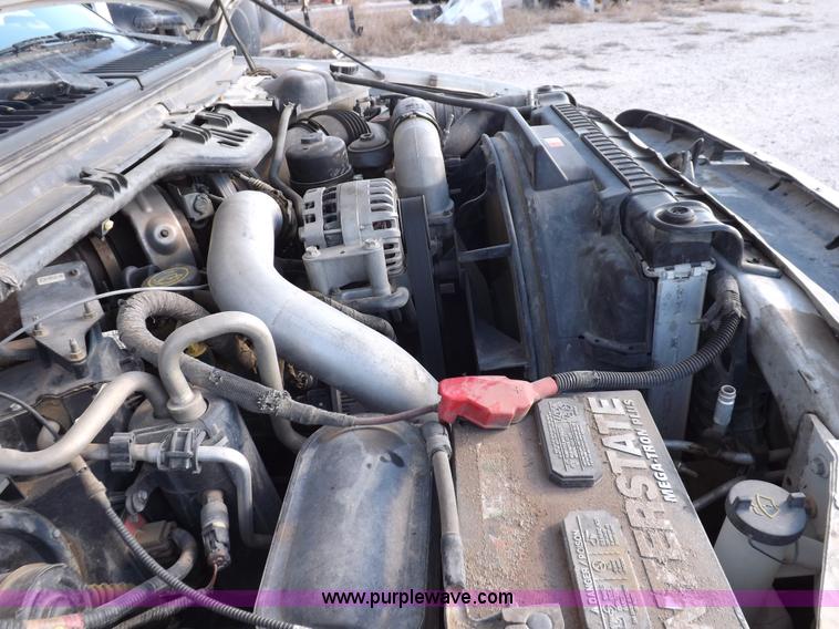 image for item K3100 2005 Ford F250 Super Duty XL Crew Cab pickup truck