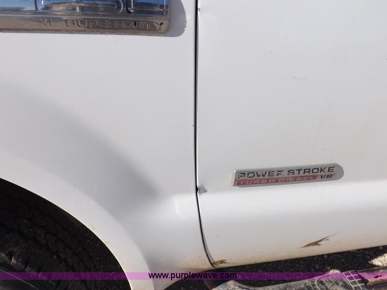 image for item K3100 2005 Ford F250 Super Duty XL Crew Cab pickup truck