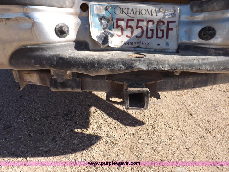 image for item K3101 2005 Ford F250 Super Duty XL Crew Cab pickup truck